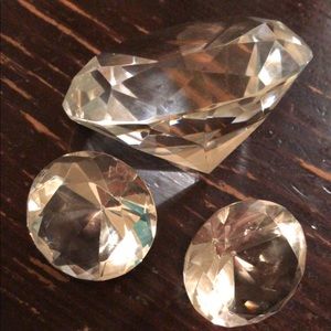 Diamond shaped paper weights/decor